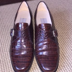 Women’s shoes. Brown Derby Classic.